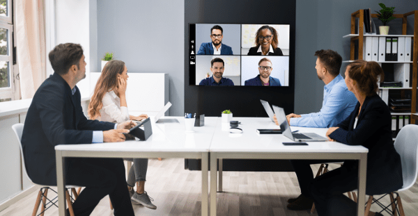 hybrid workplace communication